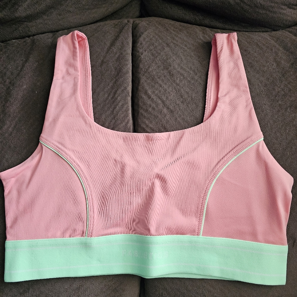 Fabletics Medium Impact Piped Sports Bra